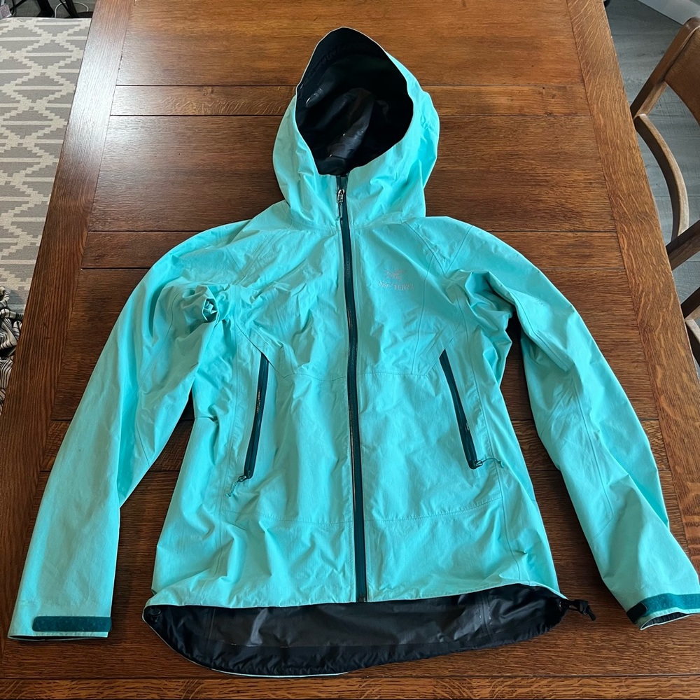 Arcteryx Beta SL Gore-Tex Jacket